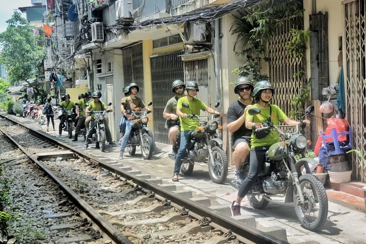 tour motorbike hanoi.webp